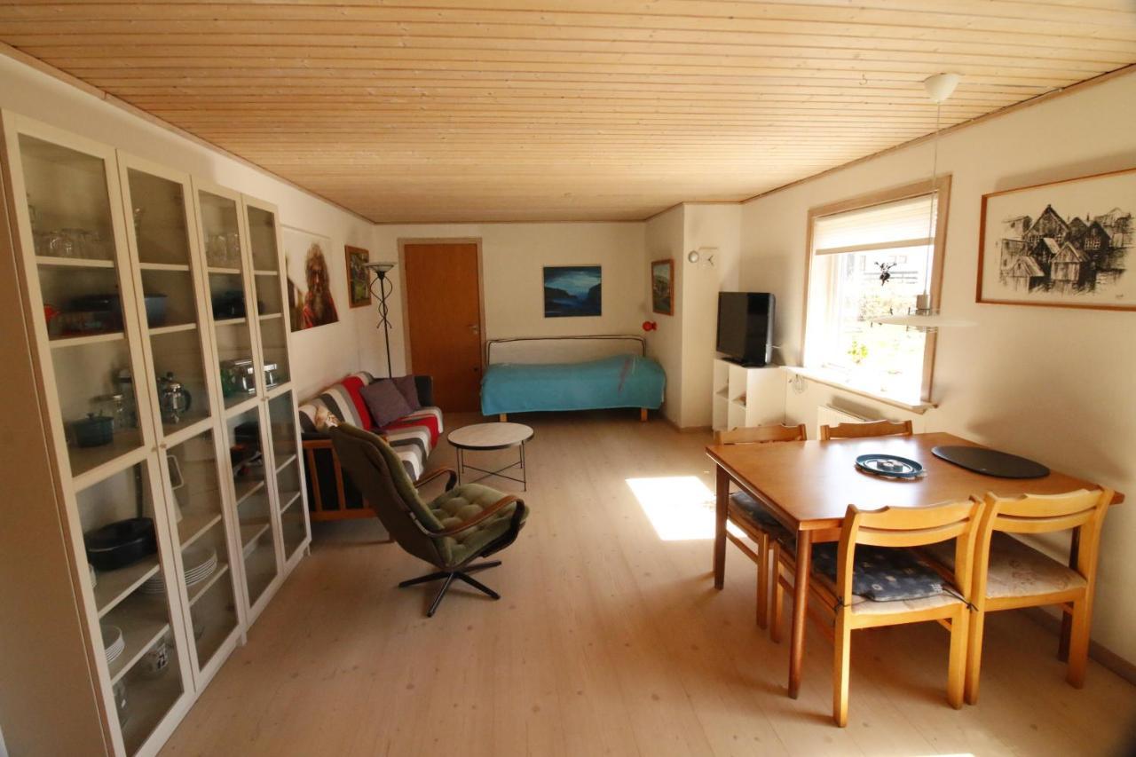 One Bedroom Apartment In Quiet Neighborhood トースハウン エクステリア 写真